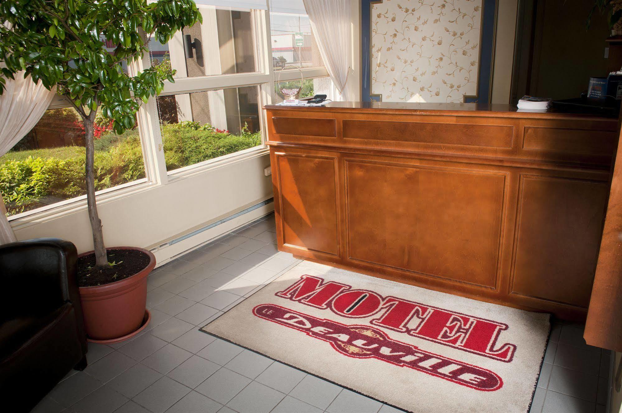Le Deauville Motel Trois-Rivières Exterior foto